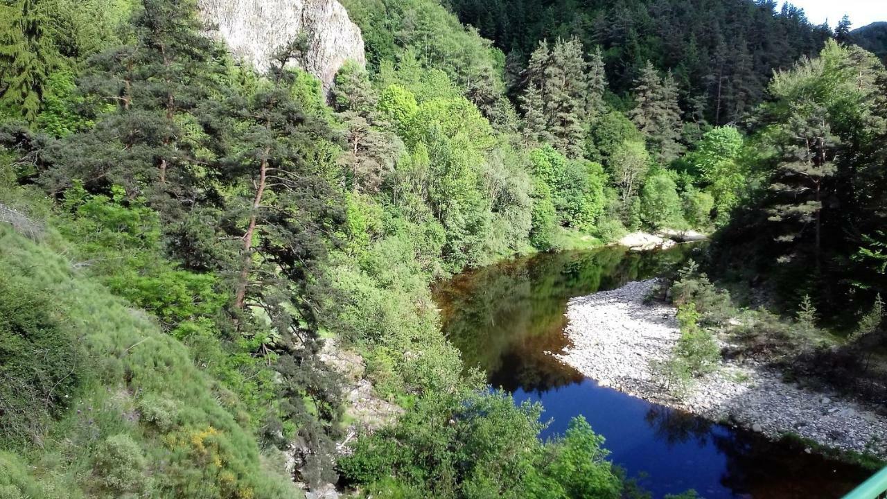 شقة Le Petit Dyke Le Puy-en-Velay المظهر الخارجي الصورة